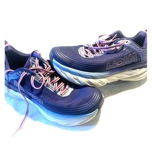 Hoka One One Bondi 6